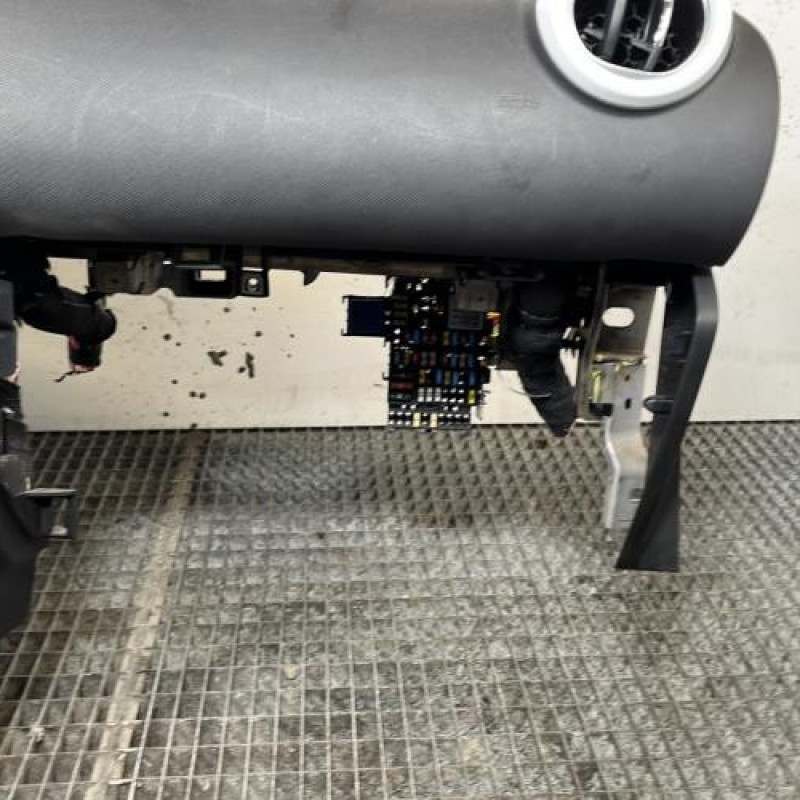 Planche de bord complete RENAULT TWINGO 3 Photo n°7