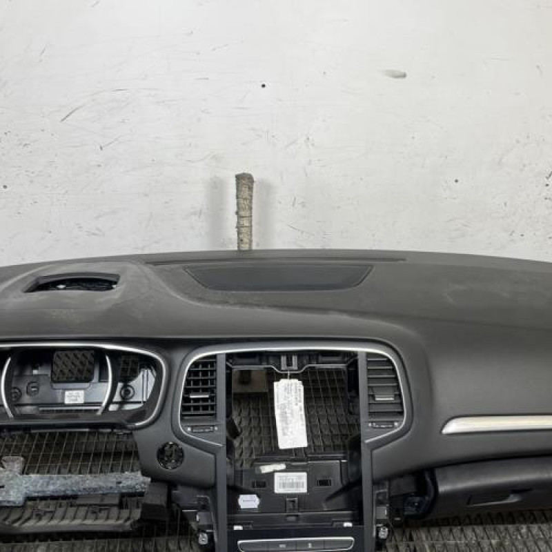 Planche de bord complete RENAULT MEGANE 4 Photo n°10