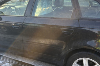 AUDI A3 2 SPORTBACK PHASE 2 1.6i - 8V