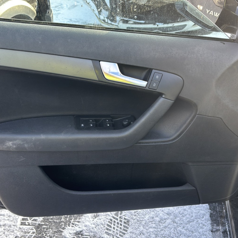 AUDI A3 2 SPORTBACK PHASE 2 1.6i - 8V Photo n°14