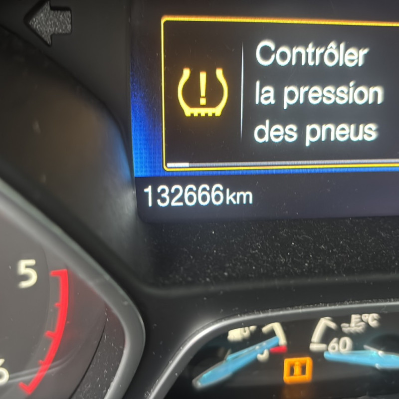 FORD FOCUS 3 PHASE 2 1.5 TDCI - 8V TURBO Photo n°16