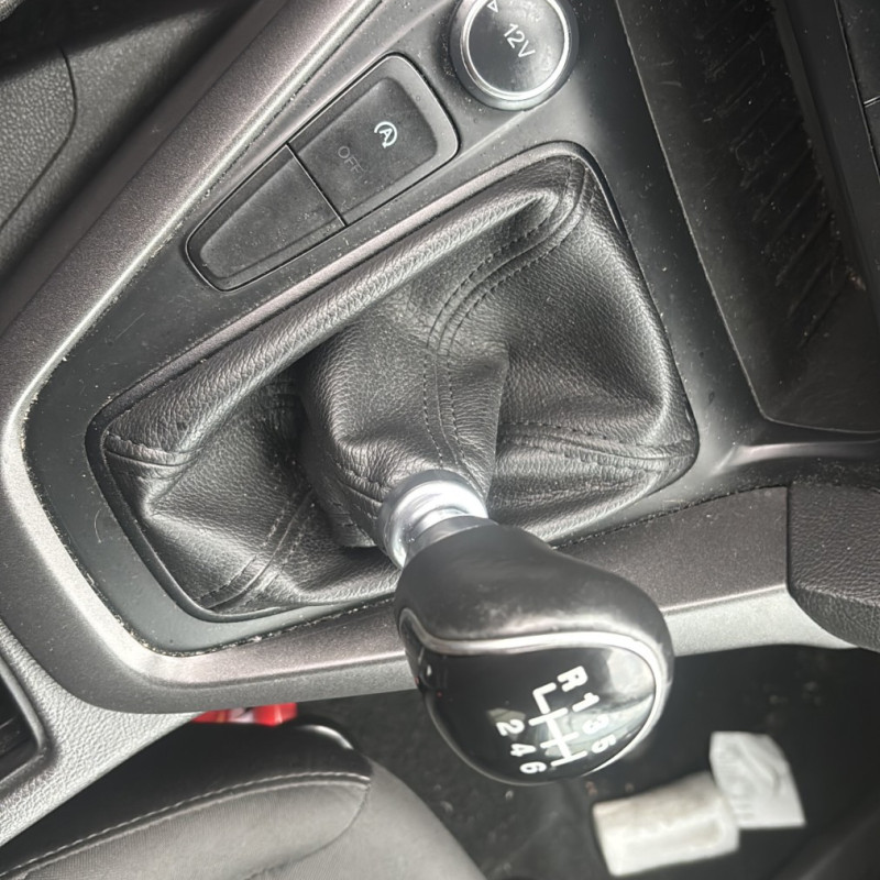 FORD FOCUS 3 PHASE 2 1.5 TDCI - 8V TURBO Photo n°20