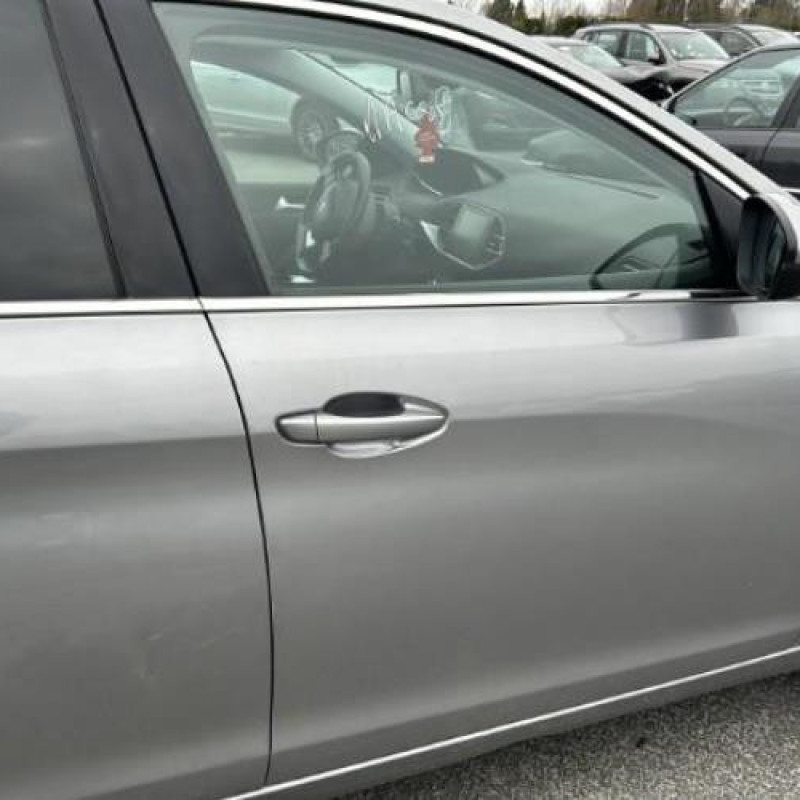 Grille de pare choc PEUGEOT 308 2 Photo n°7