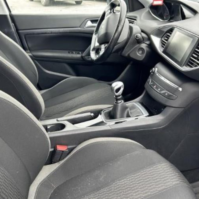 Grille de pare choc PEUGEOT 308 2 Photo n°13