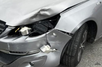 Grille de pare choc PEUGEOT 308 2