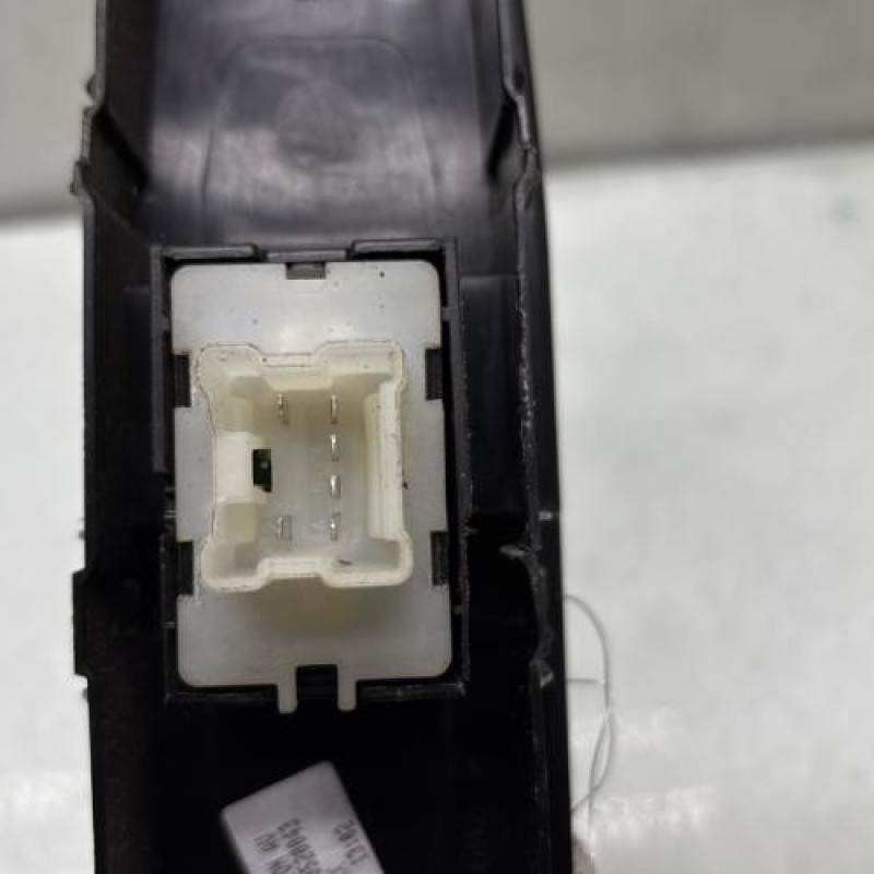 Interrupteur de leve vitre avant droit NISSAN TOWNSTAR Photo n°3