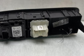 Interrupteur de leve vitre avant gauche NISSAN TOWNSTAR