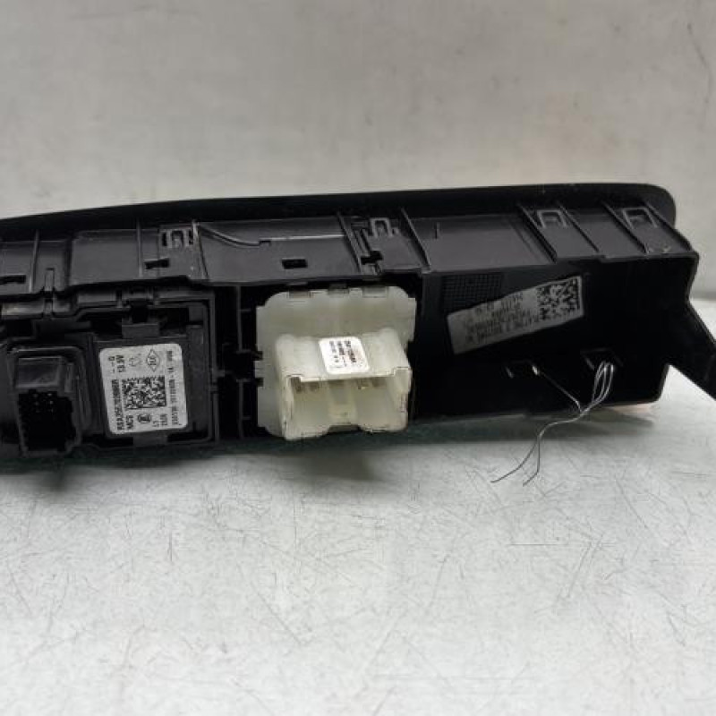 Interrupteur de leve vitre avant gauche NISSAN TOWNSTAR Photo n°2