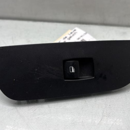 Interrupteur de leve vitre arriere gauche BMW X1 E84 Photo n°1