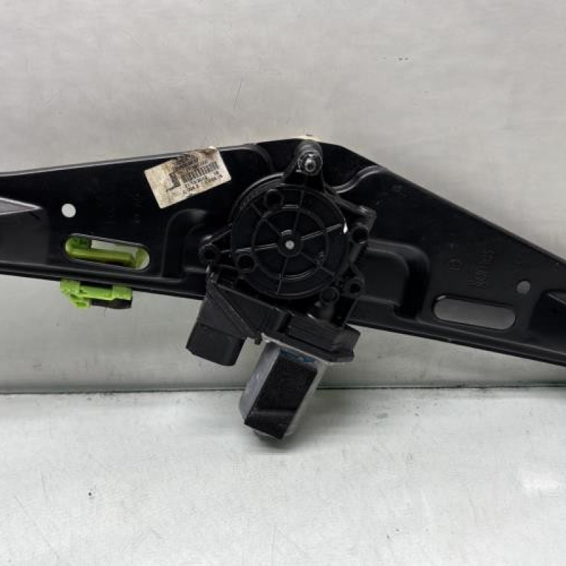 Leve vitre electrique arriere droit BMW X1 E84 Photo n°4