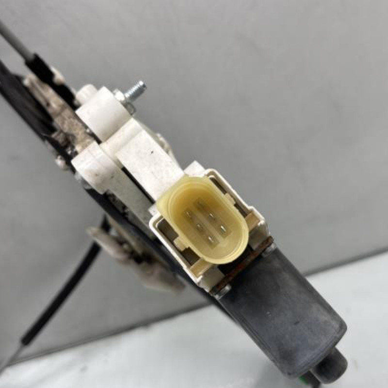 Leve vitre electrique avant droit BMW X1 E84 Photo n°6