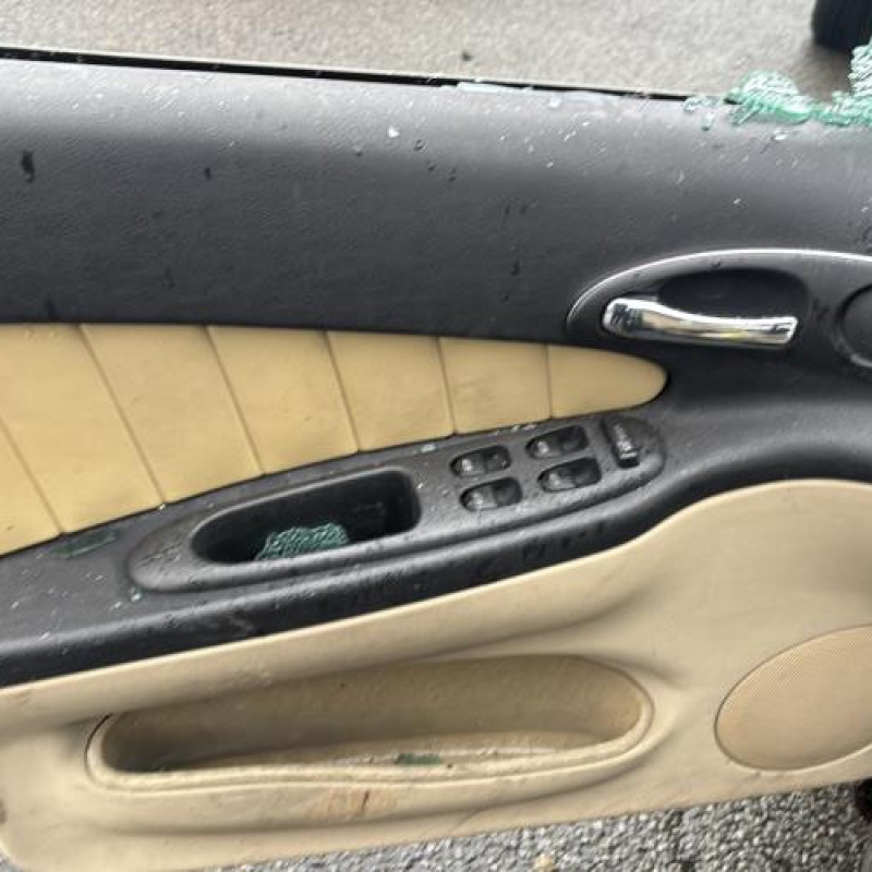 Feu arriere secondaire gauche (feux) ALFA ROMEO 156 Photo n°15