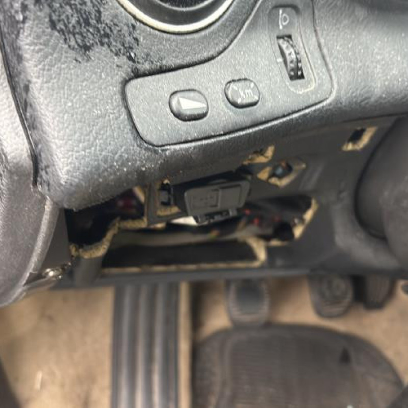 Feu arriere secondaire gauche (feux) ALFA ROMEO 156 Photo n°20