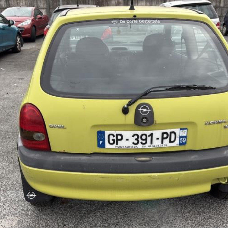 Feu arriere principal droit (feux) OPEL CORSA B Photo n°8