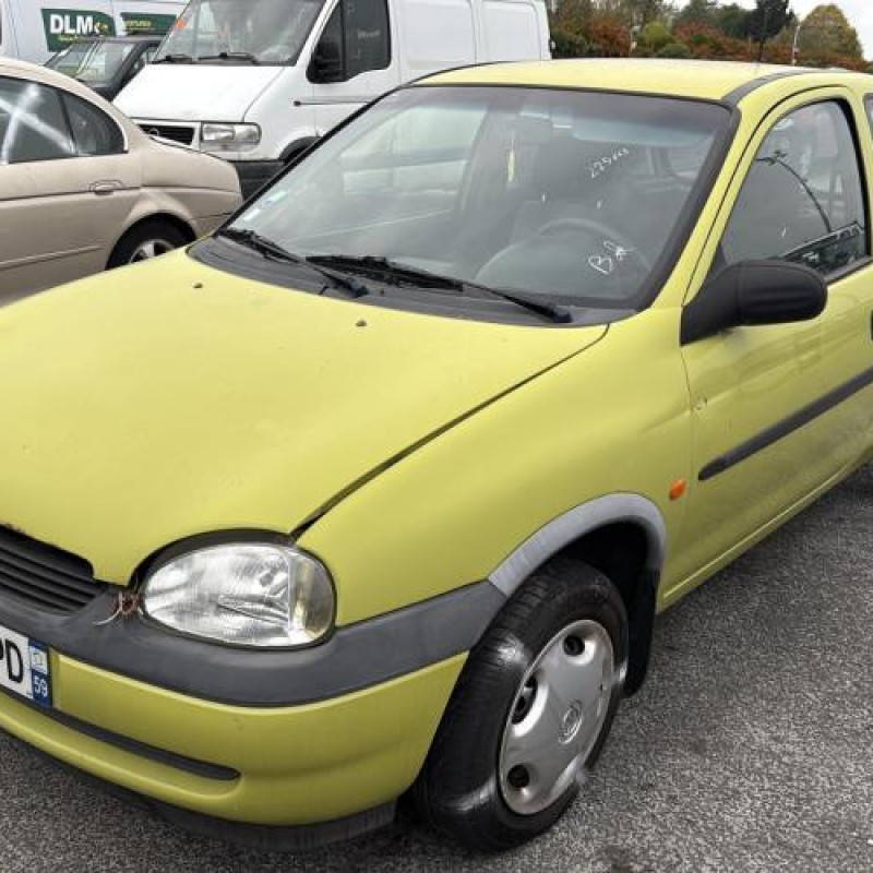 Feu arriere principal gauche (feux) OPEL CORSA B Photo n°4