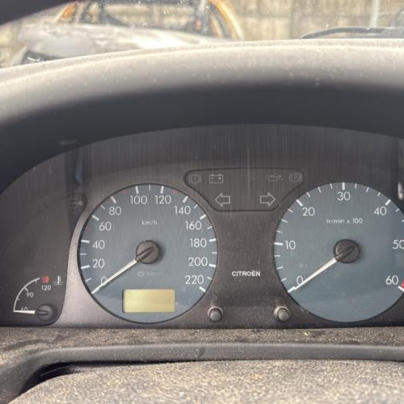 Leve vitre electrique avant gauche CITROEN XSARA Photo n°18