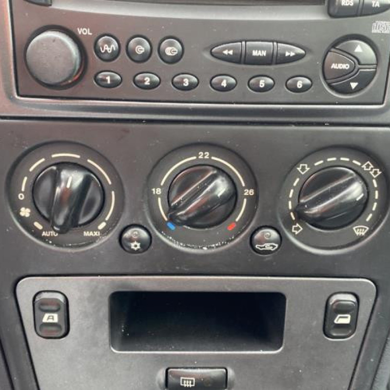 Leve vitre electrique avant gauche CITROEN XSARA Photo n°2