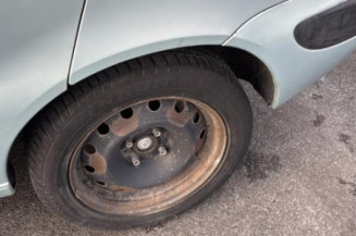 Leve vitre electrique avant gauche CITROEN XSARA