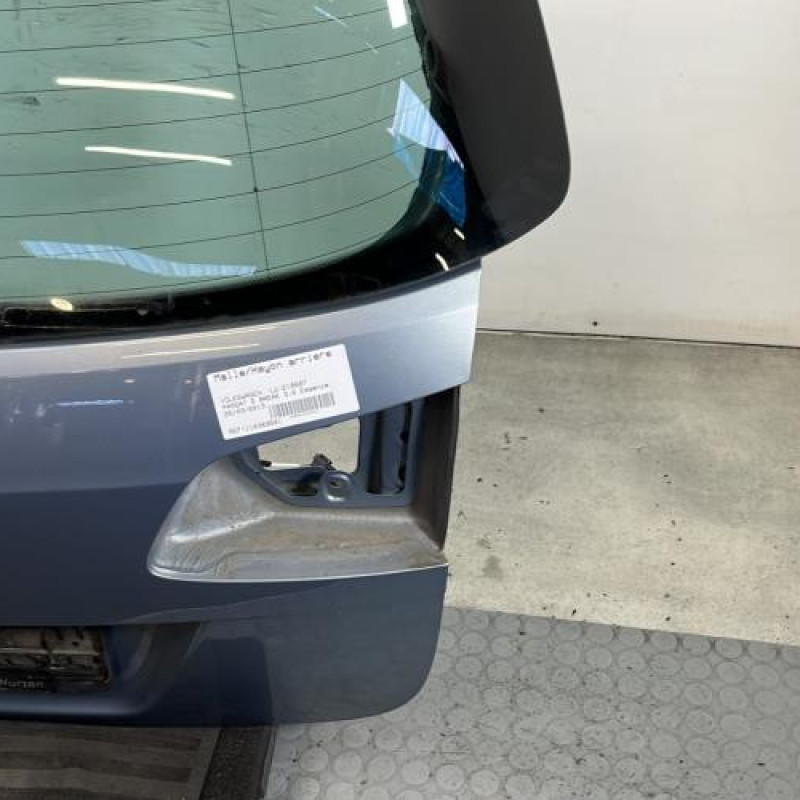 Malle/Hayon arriere VOLKSWAGEN PASSAT 6 Photo n°4