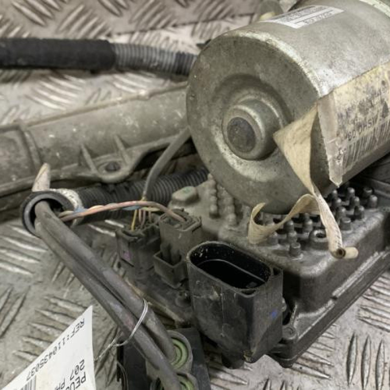 Cremaillere assistee PEUGEOT 207 Photo n°4