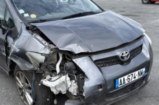 Cremaillere assistee TOYOTA AURIS 1