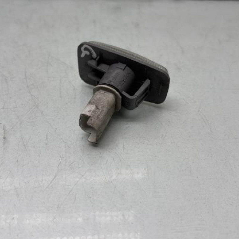 Repetiteur clignotant avant gauche (Feux) CITROEN SAXO Photo n°2
