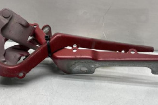 Charniere de capot PEUGEOT 2008 1