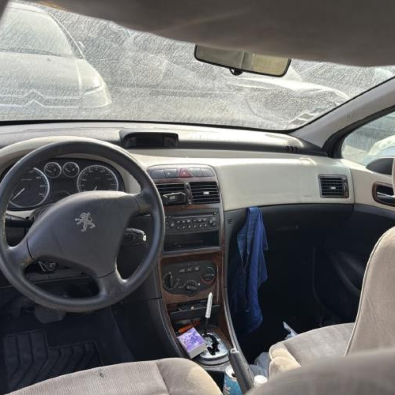 Aile avant droit PEUGEOT 307 Photo n°16