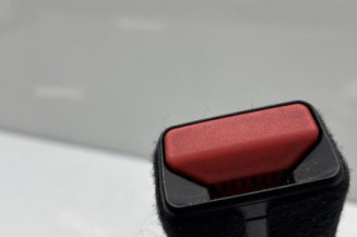 Attache ceinture avant droit PEUGEOT 308 2