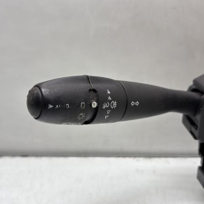 Com (Bloc Contacteur Tournant+Commodo Essuie Glace+Commodo Phare) CITROEN C5 1 Photo n°3