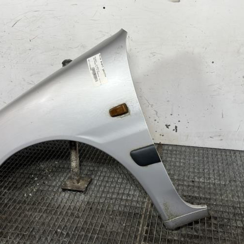 Aile avant gauche PEUGEOT 106 Photo n°3