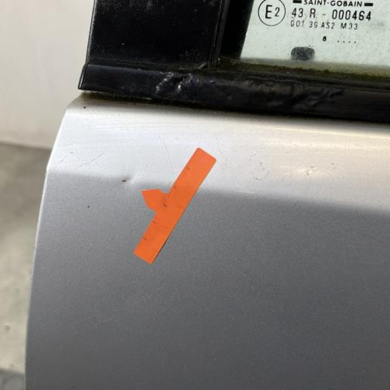 Porte arriere gauche PEUGEOT 106 Photo n°3