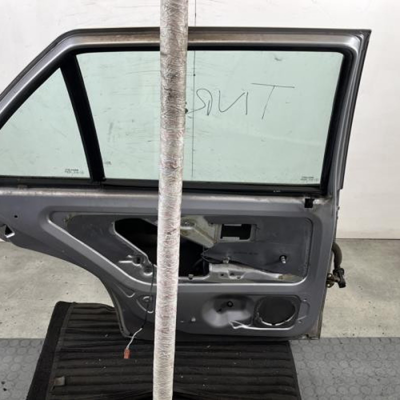 Porte arriere gauche PEUGEOT 106 Photo n°6