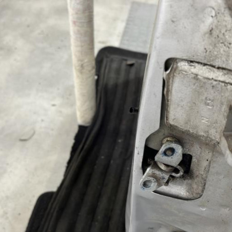 Porte avant gauche PEUGEOT 106