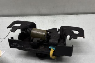 Fermeture de capot RENAULT CLIO 4