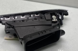 Aerateur tableau de bord avant droit PEUGEOT 2008 1