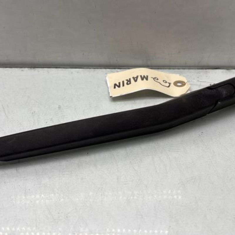 Bras essuie glace arriere OPEL CORSA D Photo n°1