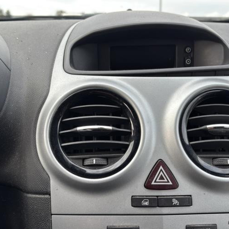 Bras essuie glace arriere OPEL CORSA D Photo n°20