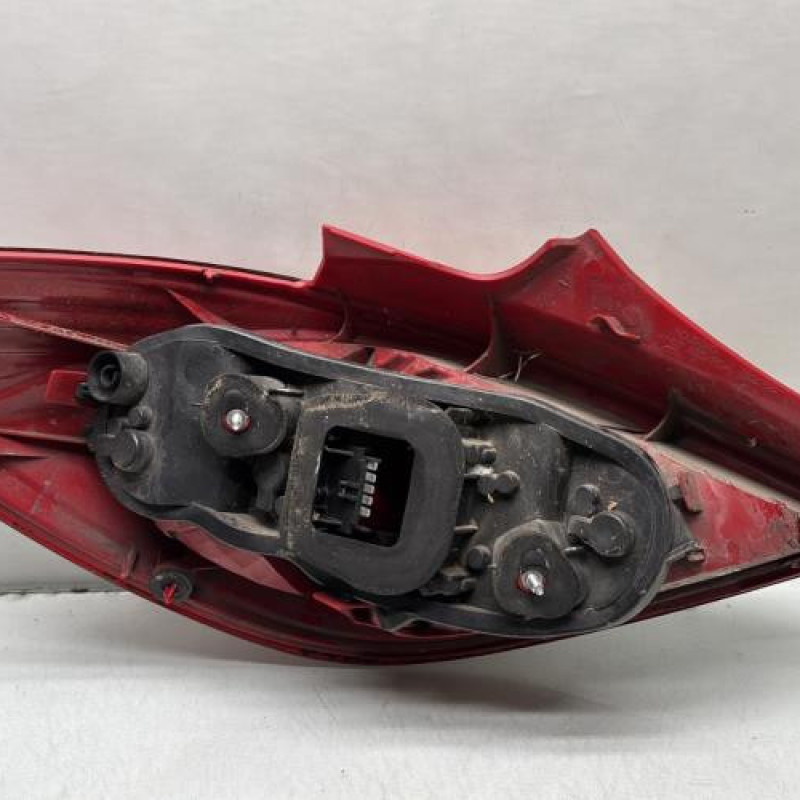 Feu arriere principal gauche (feux) OPEL CORSA D Photo n°2