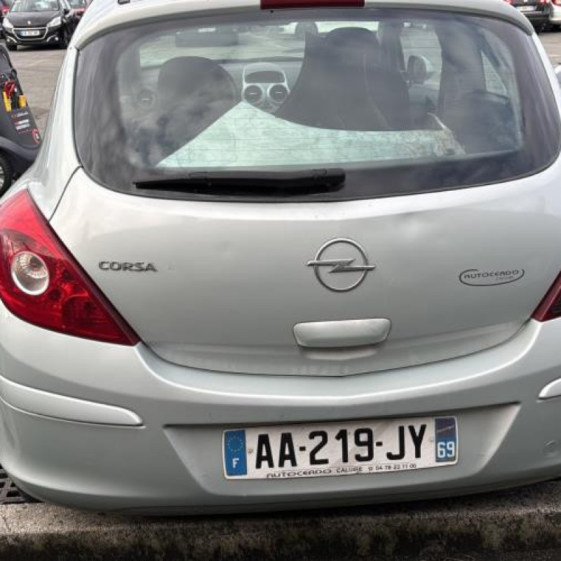 Retroviseur gauche OPEL CORSA D Photo n°11