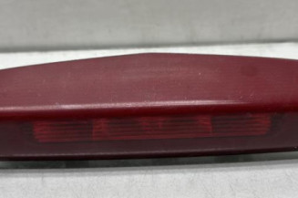 Feu arriere stop central OPEL CORSA D Photo n°1