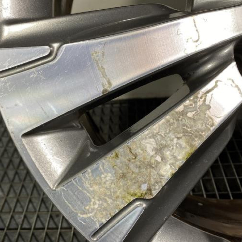 Jante PEUGEOT 3008 1 Photo n°4