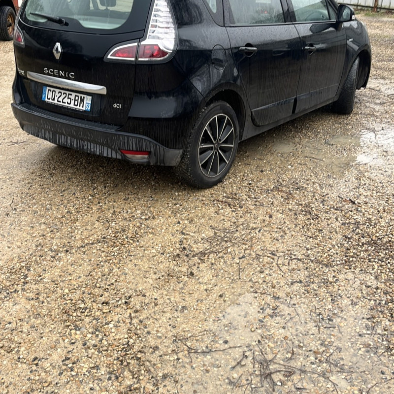 RENAULT SCENIC 3 PHASE 2 1.6 DCI - 16V TURBO Photo n°3