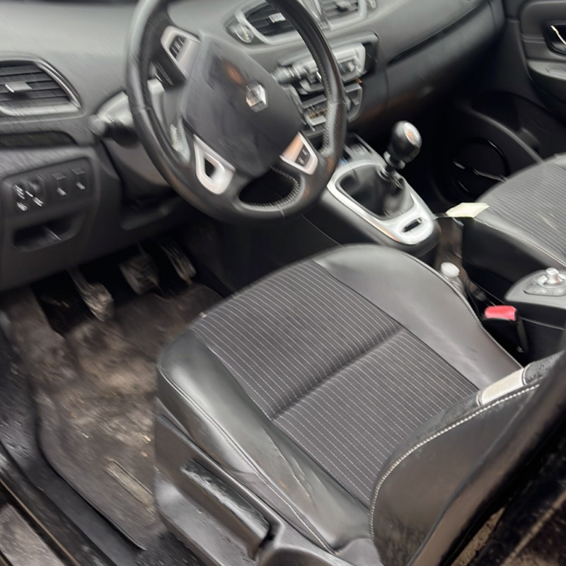 RENAULT SCENIC 3 PHASE 2 1.6 DCI - 16V TURBO Photo n°6