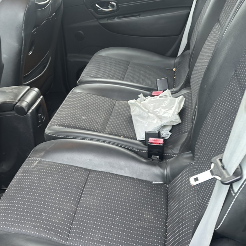 RENAULT SCENIC 3 PHASE 2 1.6 DCI - 16V TURBO Photo n°22