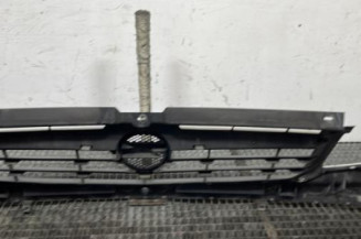 Calandre OPEL VIVARO 1