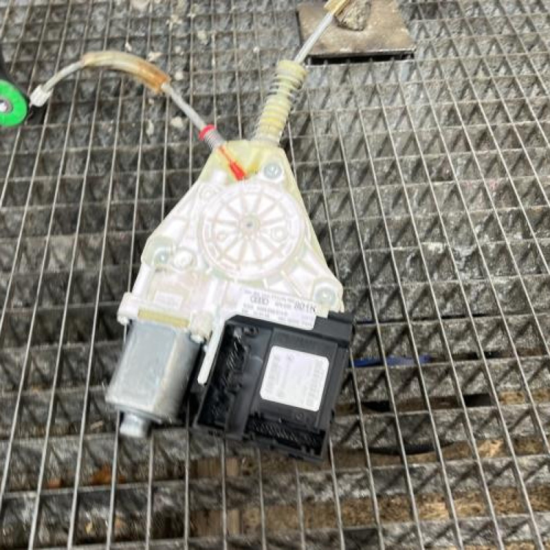 Leve vitre electrique avant gauche AUDI A3 2 Photo n°2