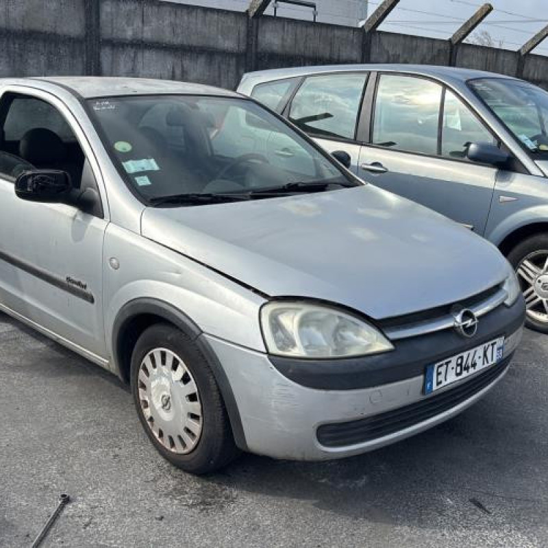 Custode arriere droit OPEL CORSA C Photo n°6