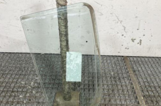 Custode arriere gauche (porte) DACIA SANDERO 1 Photo n°1