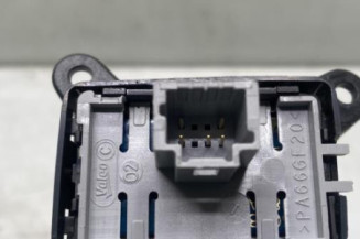 Commande regulateur vitesse RENAULT CLIO 4